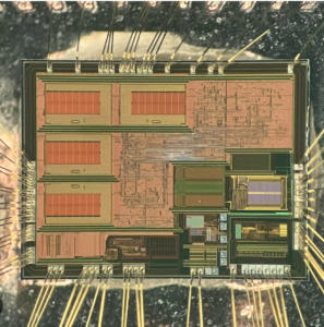 złamanie kodu układu scalonego ATMEGA861P i odczytanie wbudowanego oprogramowania układowego z oryginalnego zabezpieczonego mikroprocesora ATMEGA861P z pamięci programu flash i pamięci danych eeprom; inżynieria wsteczna ochronnego mikrokontrolera ATMEGA861P może pomóc inżynierowi sklonować pełne funkcje ochronnego mikrokontrolera ATMEGA861P;