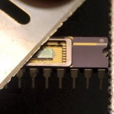 Break PIC18F43K20 Microcontroller Flash Memory is a process to crack mcu pic18f43k20 fuse bit by focus ion beam and then readout MCU heximal;